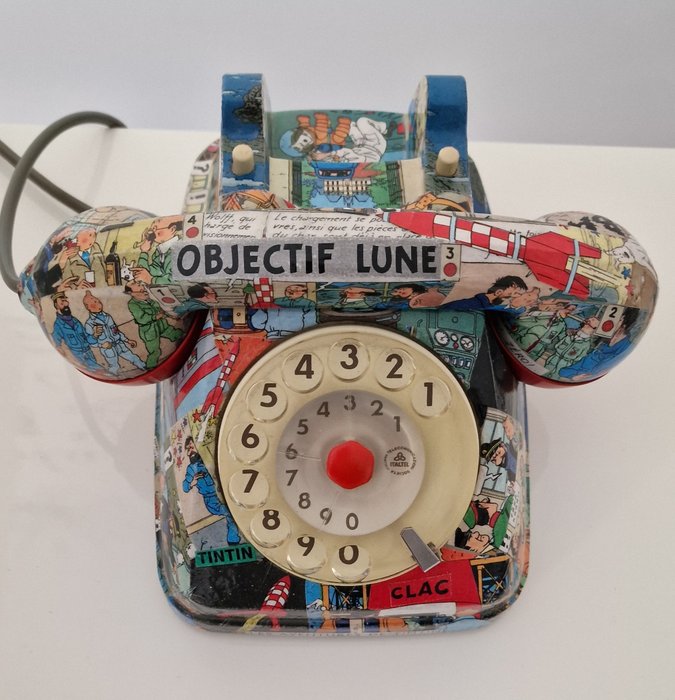 Analog telefon - Termoplastisk - "Tintin" hånd dekoreret med autentisk Bande Dessinée