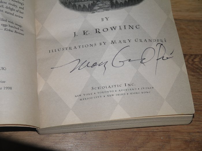 JKRowling / Mary Grandpré - Harry Potter and the sorcerer's Stone [A4(b) - signed by Grandpré] - 1999