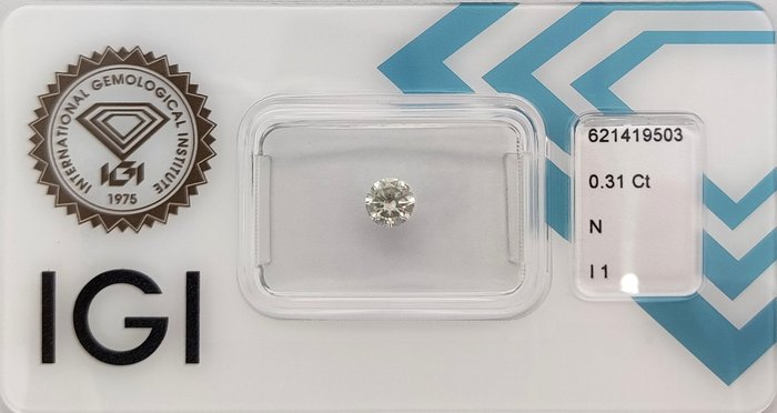 Ingen mindstepris - 1 pcs Diamant  (Natur)  - 0.31 ct - Rund - N (tonet) - I1 - International Gemological Institute (IGI)