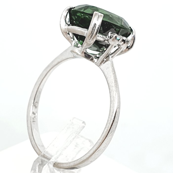 Ring - 18 kraat Hvidguld Peridot - Diamant