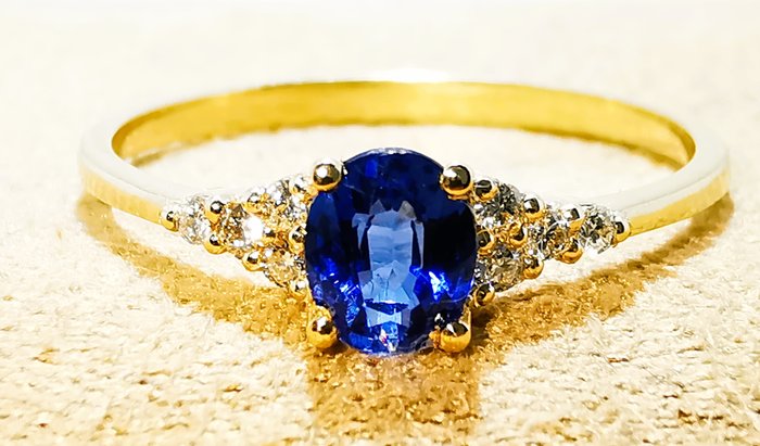 Ingen mindstepris - Ring - 14 karat Gulguld -  0.43ct. tw. Safir - Diamant