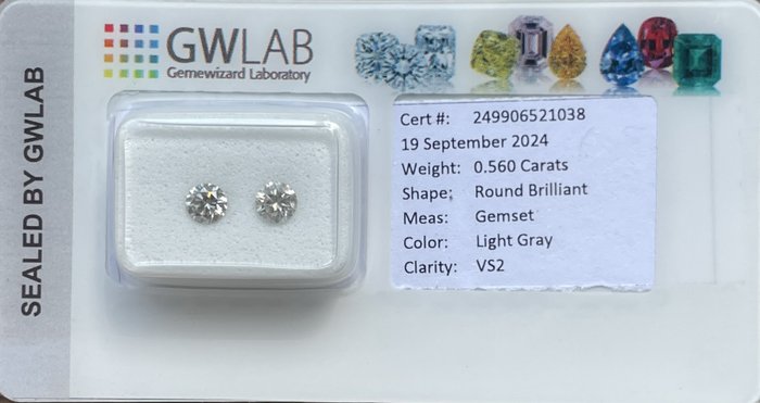 Ingen mindstepris - 2 pcs Diamant  (Natur)  - 0.56 ct - Rund - VS2 - Gemewizard Gemological Laboratory (GWLab) - Lysegrå