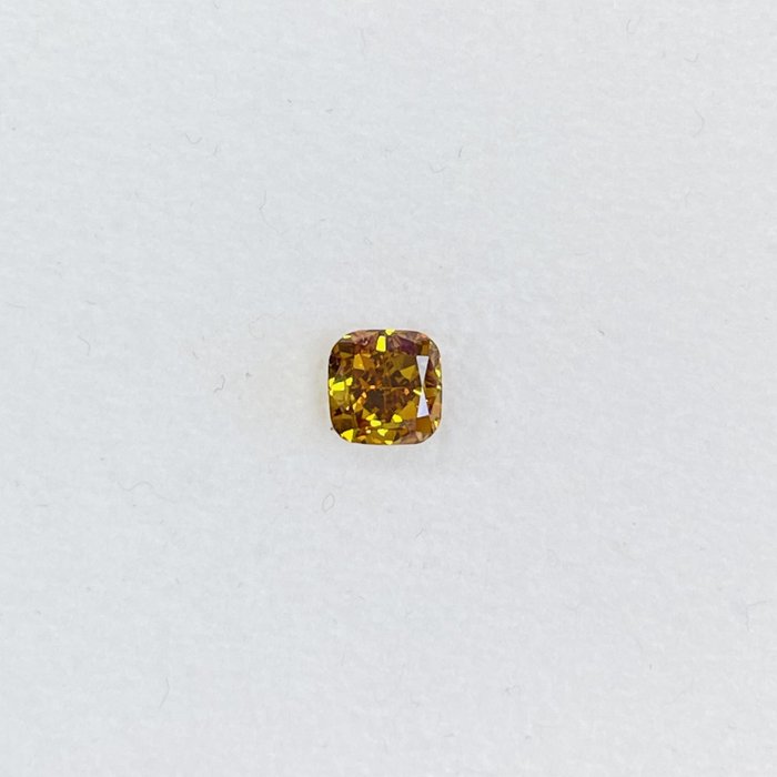 Ingen mindstepris - 1 pcs Diamant  (Natur)  - 0.38 ct - Pude - VS2 - International Gemological Institute (IGI) - Fancy dyb brunlig O