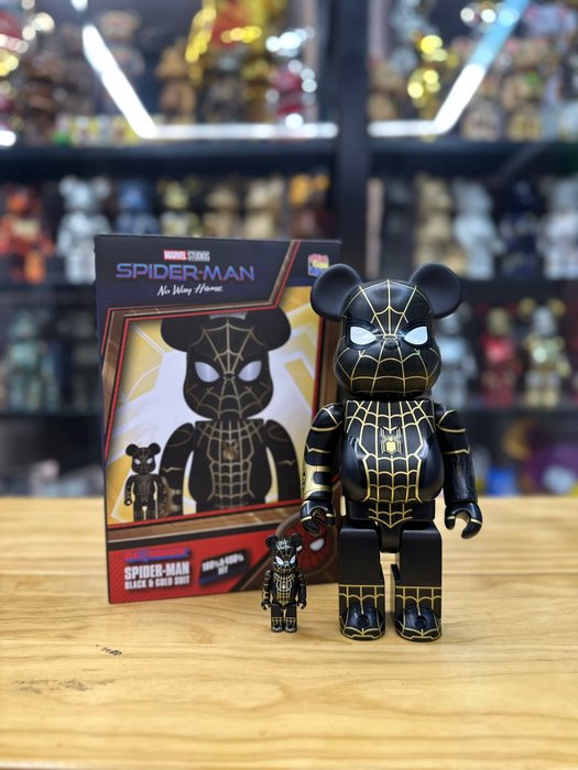 Medicom Toy Be@rbrick - 400%  100% Bearbrick - Spiderman - No Way Home (Black  Gold Suit)