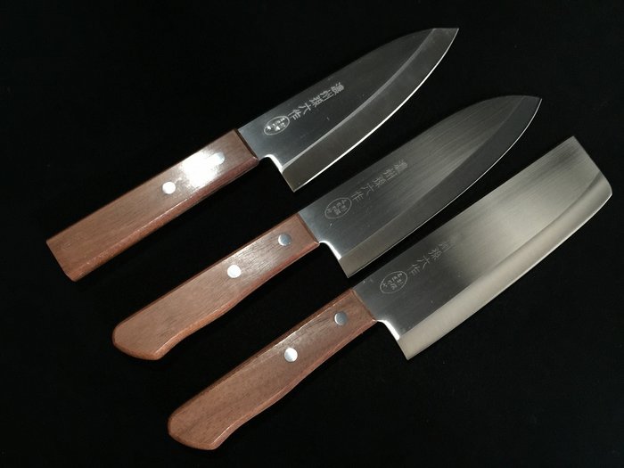 孫六 MAGOROKU / Set of 3 / 三徳 SANTOKU 出刃 DEBA 菜切 NAKIRI - Bordkniv (3) - Japansk køkkenkniv - Stål Træ