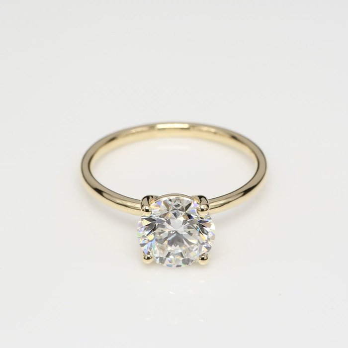 Ring - 18 kraat Gulguld -  2.05ct. tw. Diamant (Laboratoriedyrket) - Runde F-VS2