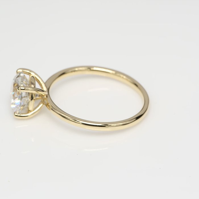 Ring - 18 kraat Gulguld -  2.05ct. tw. Diamant (Laboratoriedyrket) - Runde F-VS2