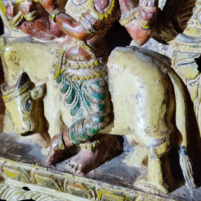 Indisk relief - Gud Krishna, Nandi, Kirtimukha, - Træ - Indien - anden halvdel af det 20. århundrede