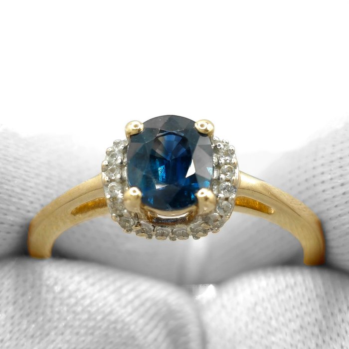 Ingen mindstepris - Forlovelsesring - 10 kt. Gulguld -  1.07ct. tw. Safir - Diamant