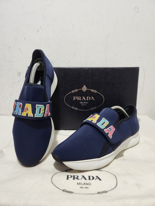 Prada - Sneakers - Størelse: Shoes / EU 38