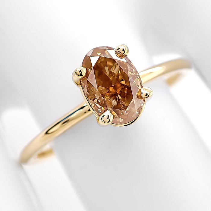 Ring - 14 karat Gulguld -  1.10ct. tw. Orange Diamant (Naturfarvet)