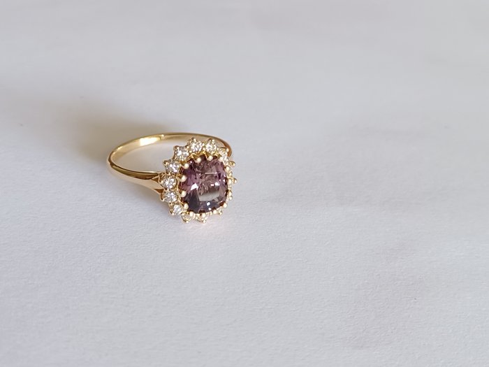 Ring - 14 karat Gulguld Spinel - Diamant