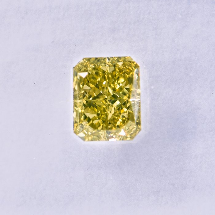 Ingen mindstepris - 1 pcs Diamant  (Naturfarvet)  - 0.54 ct - Radiant - Fancy intense Grønlig Gul - SI1 - International Gemological Institute (IGI)