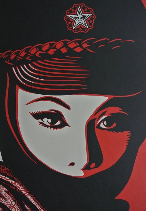 Shepard Fairey (OBEY) (1970) - Mujer Fatal