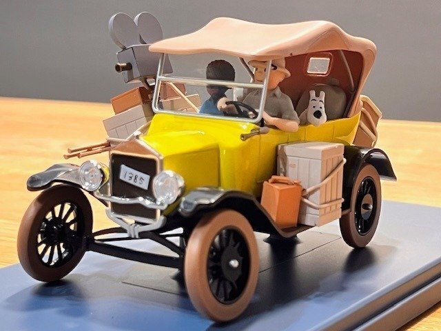 Tintin, Voiture 1/24 - La Ford T jaune - Tintin au Congo - 2022 - Metal - 1 Figure