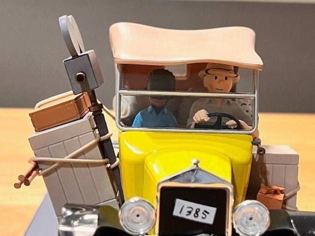 Tintin, Voiture 1/24 - La Ford T jaune - Tintin au Congo - 2022 - Metal - 1 Figure