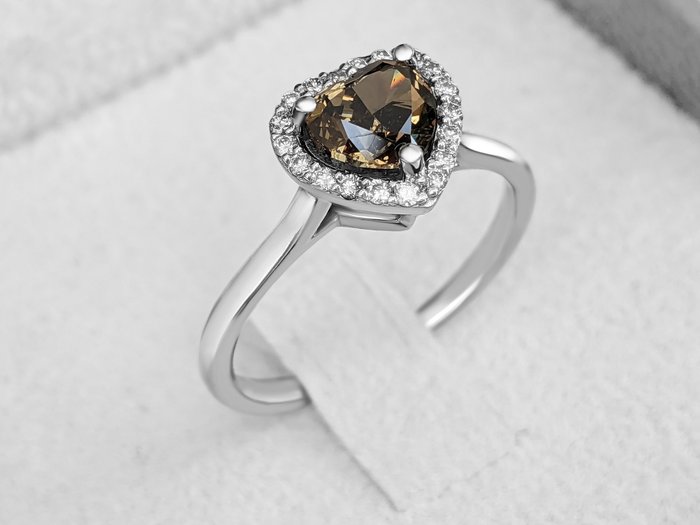 Ring - 14 karat Hvidguld -  1.16ct. tw. Diamant (Natur) - Diamant