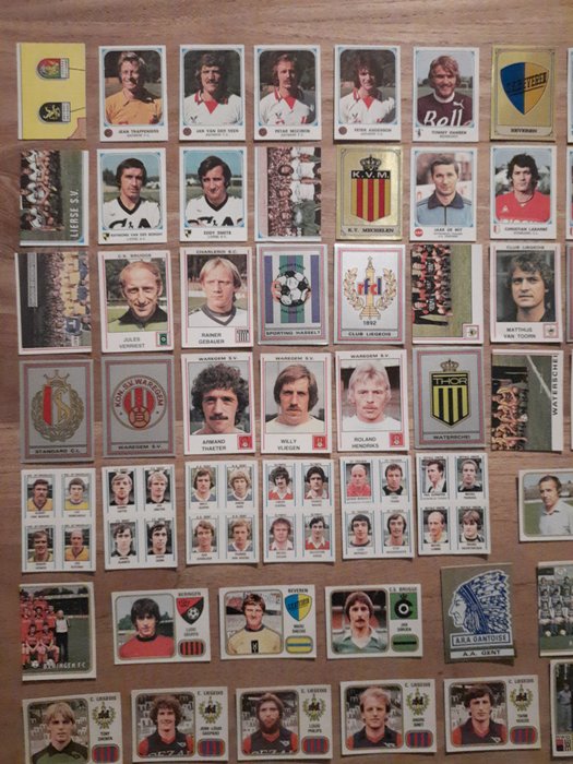 Panini - Football 77/80/81/83 Belgium -  Including 22 emblems - 89 Loose stickers