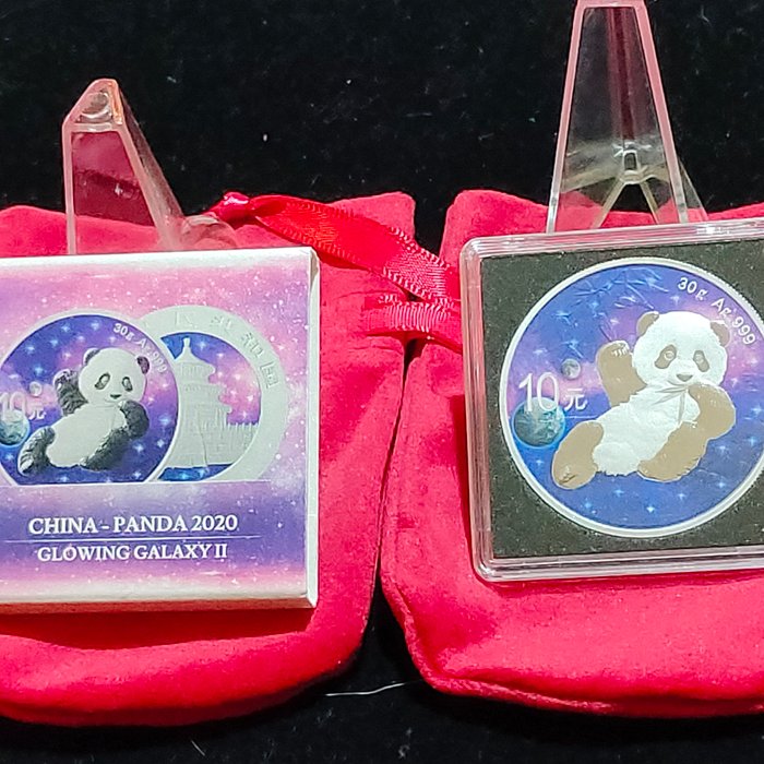 Kina. 10 Yuan 2020 Panda - Glowing Galaxy II, 1 Oz (.999)  (Ingen mindstepris)