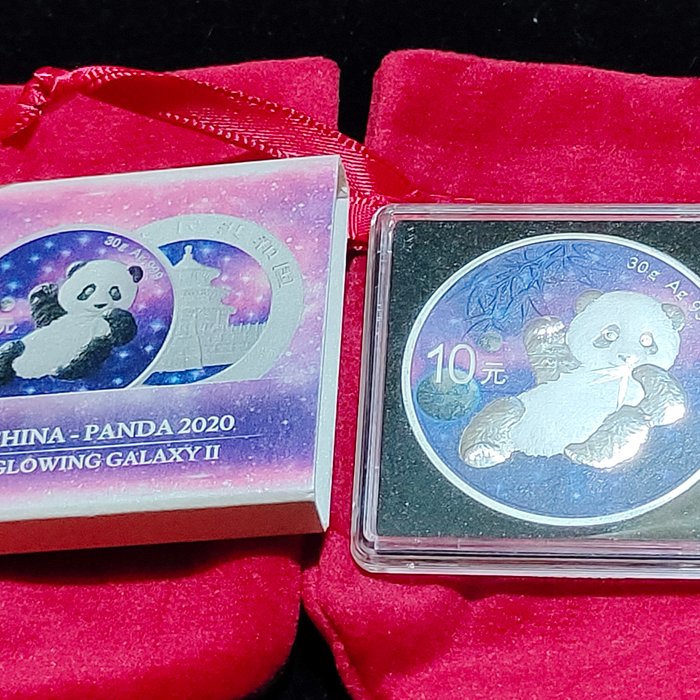 Kina. 10 Yuan 2020 Panda - Glowing Galaxy II, 1 Oz (.999)  (Ingen mindstepris)