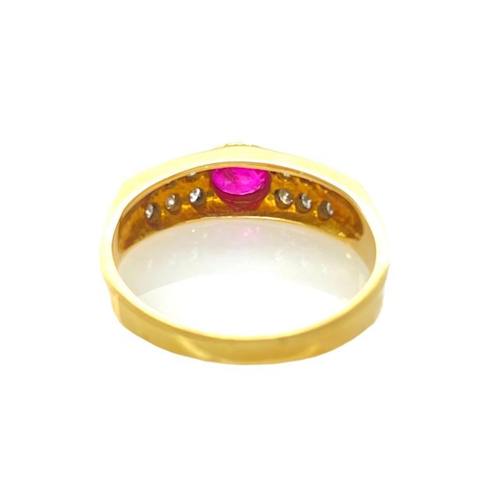 Ring - 18 kraat Gulguld -  0.49ct. tw. Rubin - Diamant - Ruby diamantring