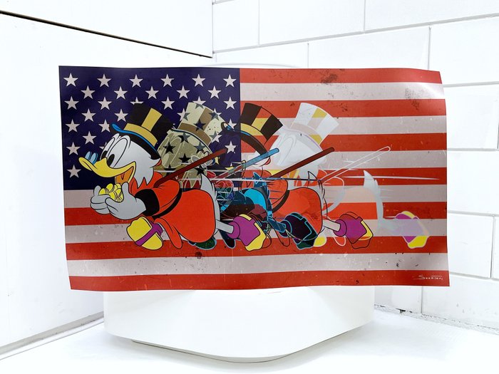 Suketchi - Scrooge McDuck USA Flag