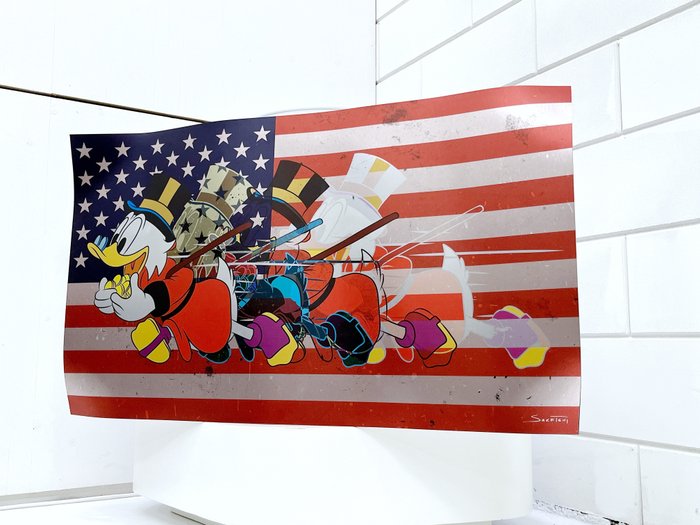 Suketchi - Scrooge McDuck USA Flag