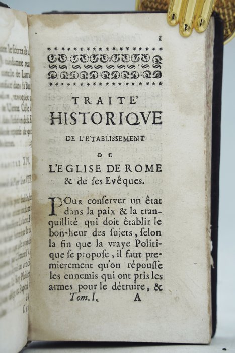 Mr Mainbourg - Traité historique de l'établissement et des prérogatives de l'Église de Rome et de ses evesques - 1685