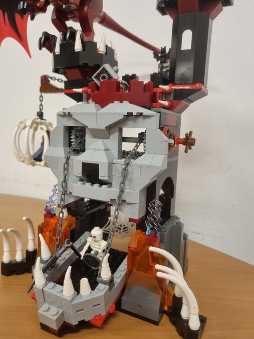 Lego - Castle - 7093 - Skeleton Tower - 2000-2010