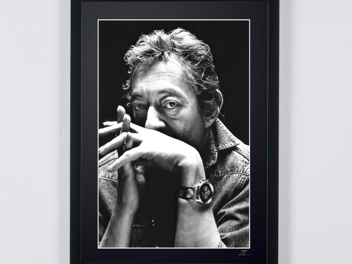 Serge Gainsbourg - Portait - Photographie Luxury Wooden Framed 70X50 cm - Limited Edition Nr 02 of 20 - Serial ID 30310-2 - Original Certificate (COA) Hologram Logo Editor and QR Code - 100% New itemsde