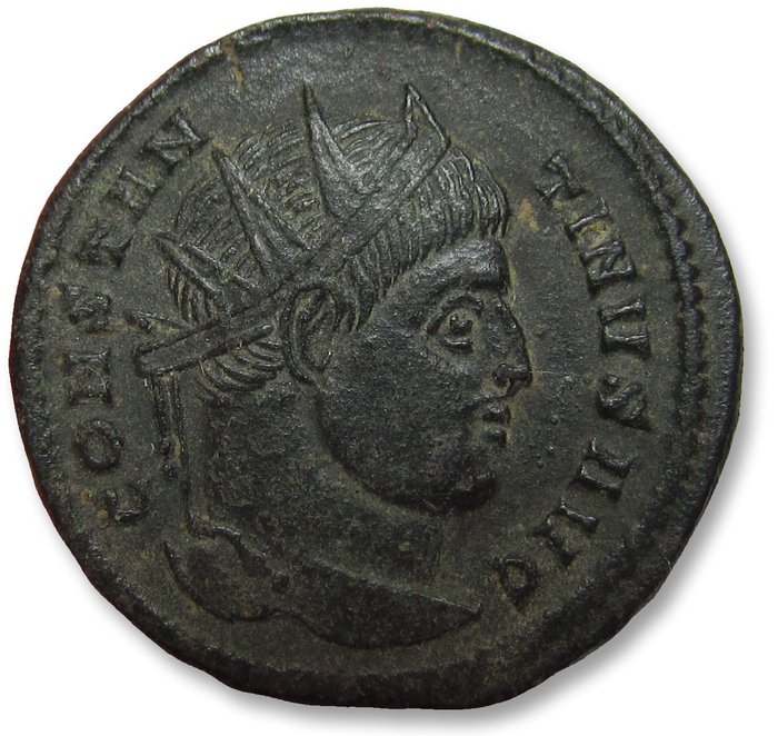 Romarriket. Constantine I (AD 306-337). Follis Ticinum (Pavia) mint, 3rd officina circa 320 A.D. - mintmark TT - Very rare busttype with radiate