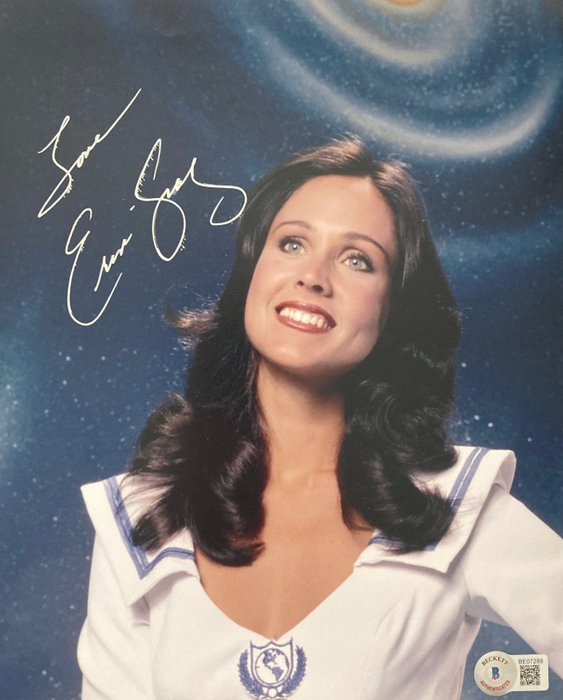 Buck Rogers - Erin Gray - Autograph  Inscription - 20x25 cm Photo with Beckett COA