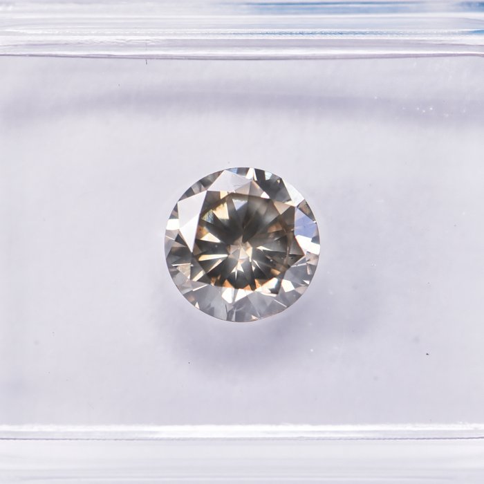 Ingen mindstepris - 1 pcs Diamant  (Naturfarvet)  - 0.95 ct - Rund - Fancy Brunlig, Grønlig Gul - SI2 - International Gemological Institute (IGI)