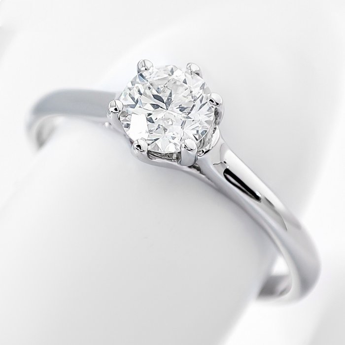 Ring - 14 karat Hvidguld -  039ct tw Diamant (Natur)