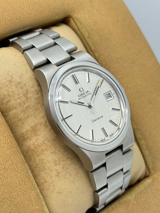 Omega - Geneve Automatic Date - Ingen mindstepris - 166.0173 - Mænd - 1970-1979