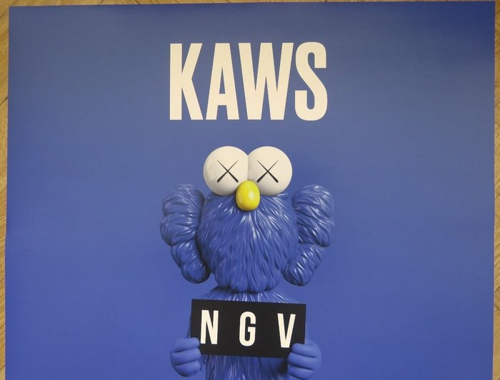 KAWS - Affiche originale d'exposition (version bleue) - NGV Melbourne - 2019