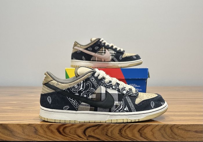 Nike SB - Travis Scott - Sneakers - Størelse: EU 45