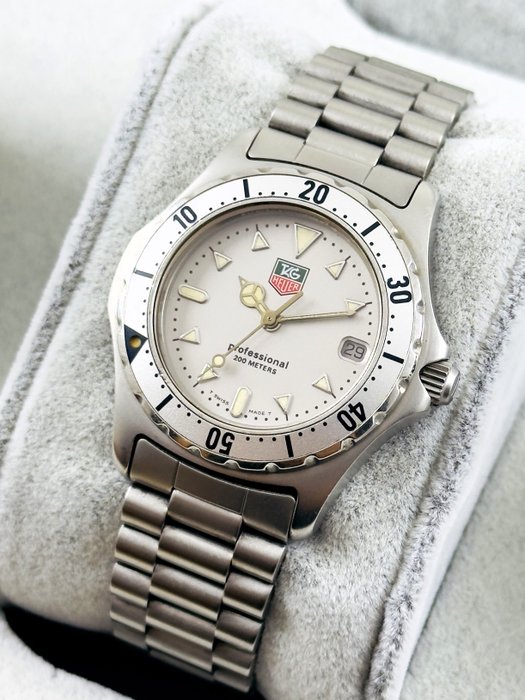 TAG Heuer - 2000 Series - Ingen mindstepris - WE 1212-R-2 - Mænd - 1990-1999