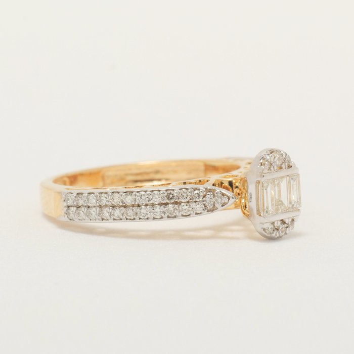 Forlovelsesring - 14 karat Gulguld -  0.57ct. tw. Diamant (Natur) - Diamant - Illusion Sæt Vielsesring