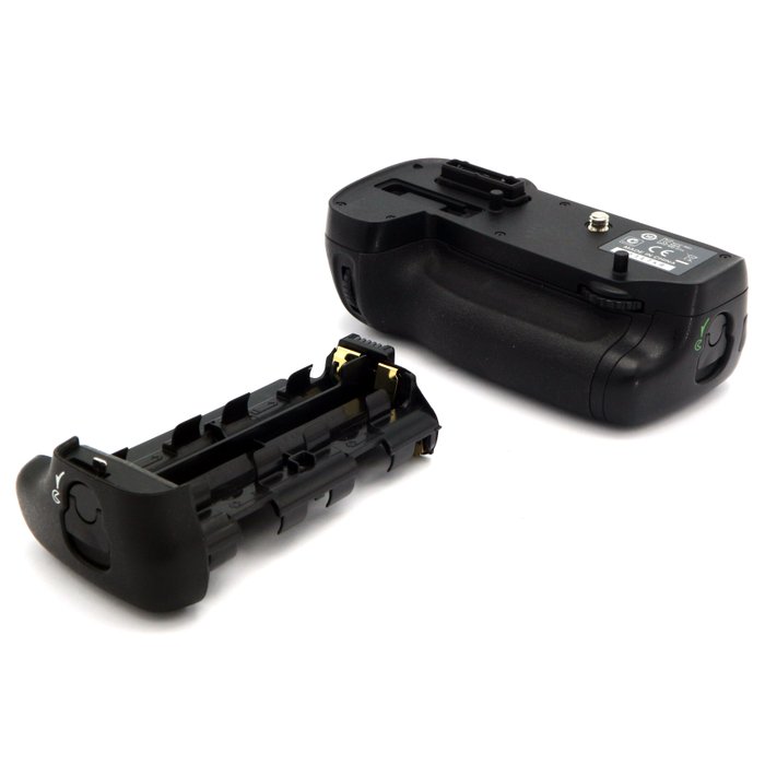 Nikon Multifunctionele battery pack MB-D15 voor D7100 of D7200 Digitalt refleks kamera (DSLR)