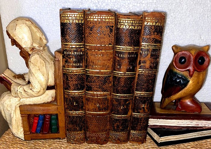 P Virgilii Maronis in twee volumes en Q Horatii Flacci in twee volumes Librariae Hahnianae - Bewerkt door Gottlieb Heyne en Friederik Doering - 1828-1839