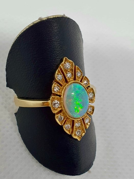 Ring - 14 karat Gulguld Opal - Diamant