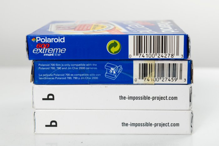 Polaroid film lot (Impossible 600 color + BW, 600 extreme matte, 700) Ubrugt film