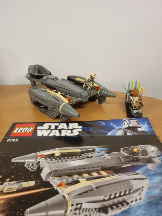 Lego - Star Wars - 8095 - General Grievous' Starfighter - 2000-2010