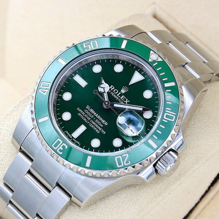 Rolex - Submariner Date 'Hulk' - 116610LV - Unisex - 2011-nu