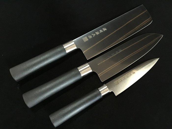 孫六 MAGOROKU / Set of 3 / 三徳 SANTOKU 菜切 NAKIRI ペティ PETTY - Bordkniv (3) - Japansk køkkenkniv - Stål/harpiks