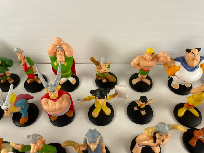 Asterix - 60 Asterix komplet samling af 60 tegn udgivet af Mac Do i 2019 - Mac Do - 2019