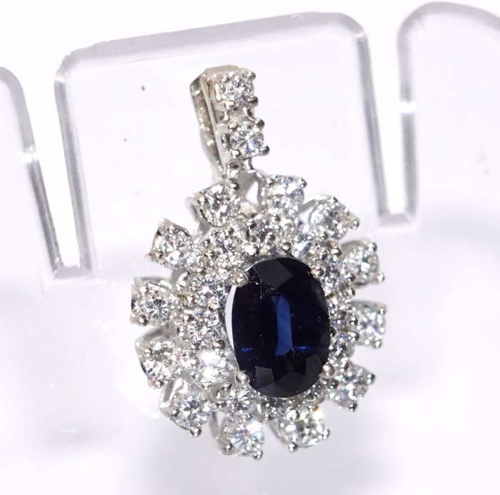 Vedhæng - 14 karat Hvidguld -  2.00ct. tw. Safir - Diamant