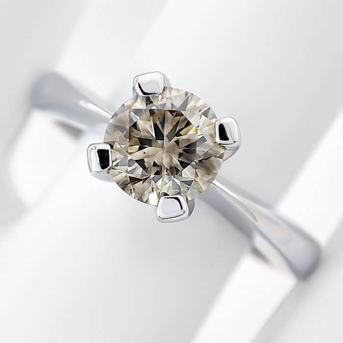 Ring - 14 karat Hvidguld -  1.00ct. tw. Grøn Diamant (Naturfarvet)