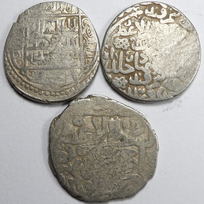 ISLAMISK middelalderlig Timurid Abu Sa'id - Shahrukh Lot of 3 silver Tankas Various dates/ Countermarks  (Ingen mindstepris)